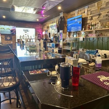 Bier Shack Taproom - Axe Throwing Near Me - Foley, Alabama