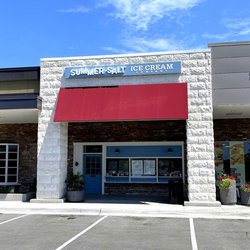 Summer Salt Ice Cream - Building Exterior and Patio
