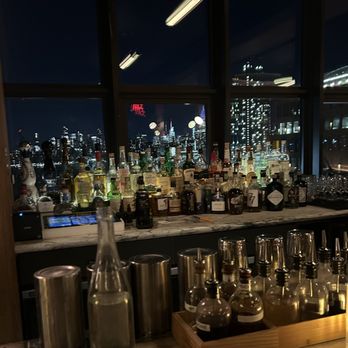 Le Crocodile - The view from the 6th floor bar - French Near Me - Brooklyn, New York