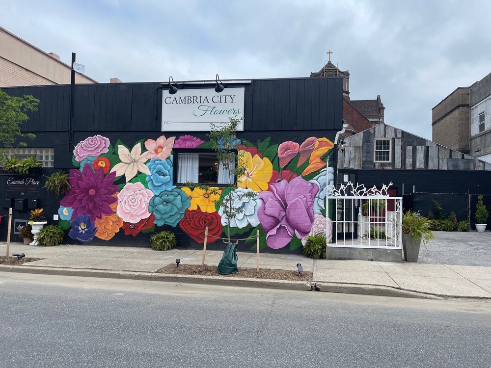 CAMBRIA CITY FLOWERS Updated August 2024 16 Photos 512 Chestnut