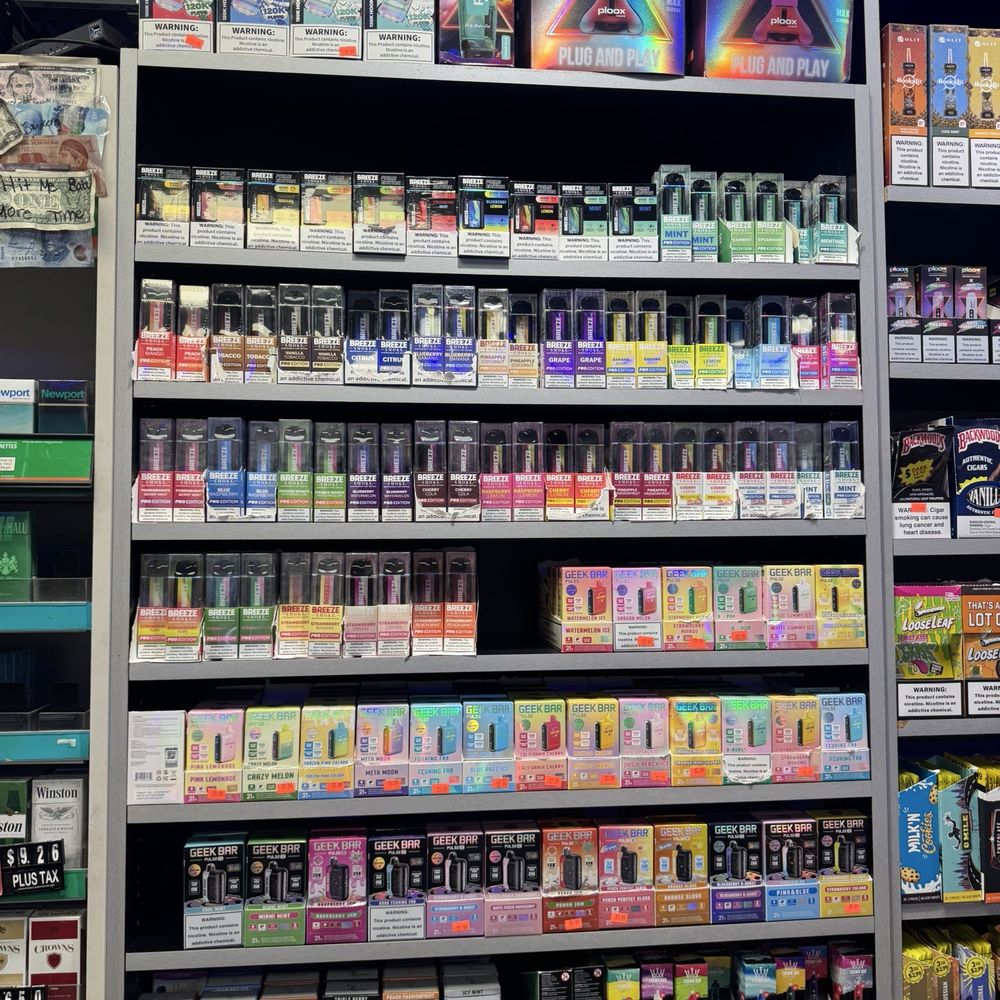 elf bar vape uk Breeze Prime Disposable Vape main image 0