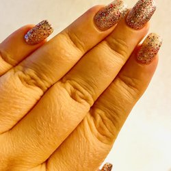 2020 Nails - Quick and easy. Valentines silver sparkle