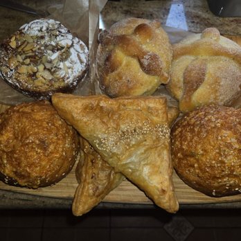 Gusto Bread - All you need is a good seat and a GOOD cup of Joe! - Bakeries Near Me - Long Beach, California