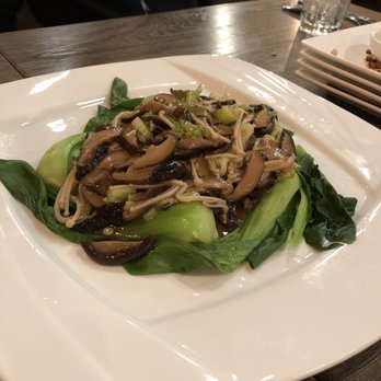 Unit Su Vege - 06. Ebony and Ivory - Shiitake & Enoki mushrooms with celery and bok choi - Vegetarian Near Me - Philadelphia, Pennsylvania