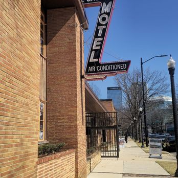 Alicia's Coffee - Coffee & Tea Near Me - Birmingham, Alabama