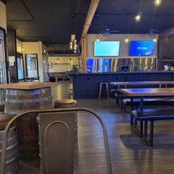 Train Wreck Brewing - Front counter~