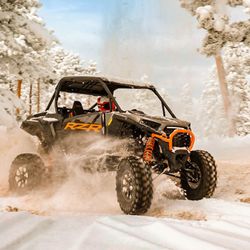 Backbone Adventures - Winter Razor rental ride