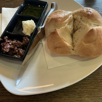 Burtons Grill & Bar - Bread service - New American Near Me - Charlottesville, Virginia