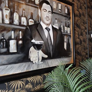 The Roosevelt Room - Art - Cocktail Bars Near Me - Austin, Texas