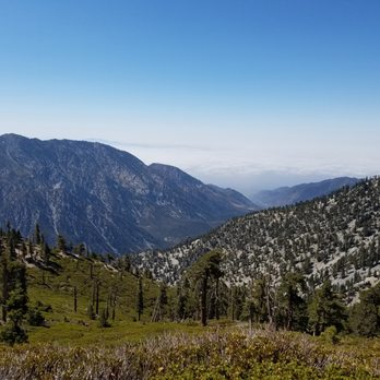 Devil's Backbone - Hiking Near Me - Mount Baldy, California