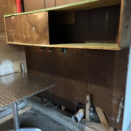Laundry area before Laundry area before