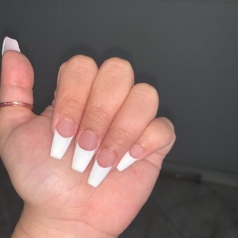 Gradient Nail - French mani (Alex) - Nail Salons Near Me - Honolulu, Hawaii