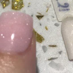 Left: my nail & Right: display SNS color I chose