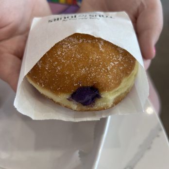 Tous Les Jours - Ube donut - Bakeries Near Me - Novi, Michigan Tous Les Jours - Ube donut - Bakeries Near Me - Novi, Michigan
