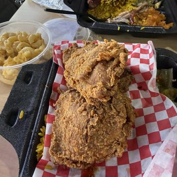 Big Mommas Kitchen - Fried chicken - Desserts Near Me - Savannah, Georgia