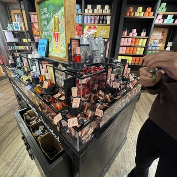 Bath & Body Works - hmmm - Cosmetics & Beauty Supply Near Me - West Covina, California Bath & Body Works - hmmm - Cosmetics & Beauty Supply Near Me - West Covina, California