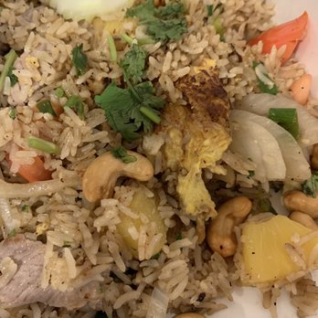 Bencharong Thai House - Pineapple fried rice - Thai Near Me - Arcata, California Bencharong Thai House - Pineapple fried rice - Thai Near Me - Arcata, California