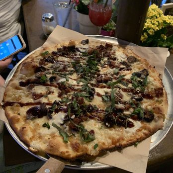 Taverna Rossa - Local Goat & Fig pizza - Pizza Near Me - Plano, Texas