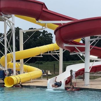 Shipwreck Cove - Slid s - Water Parks Near Me - Duncan, South Carolina