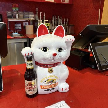 Bento Asian Kitchen + Sushi - Lucky cat - Sushi Bars Near Me - Pembroke Pines, Florida