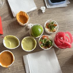 Pollo Regio - Salsa Verde, Salsa Chile de rbol, Pico de Gallo, Onions with Habanero