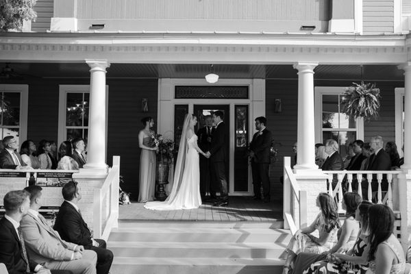 Gibson Inn by null