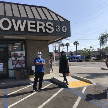 Sarah's Flowers - Social distancing and kind service - Florists Near Me - Fullerton, California Sarah's Flowers - Social distancing and kind service - Florists Near Me - Fullerton, California