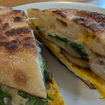 Pewter Spoon Cafe - Breakfast Sandwich - Coffee & Tea Near Me - Cazenovia, New York