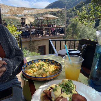 Cafe on 27 - Breakfast & Brunch Near Me - Topanga, California