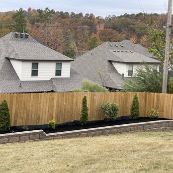 Flores Landscaping - Flower bed - Landscaping Near Me