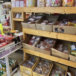 Tan A Grocery
