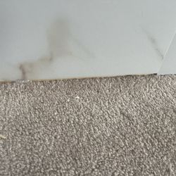 Provision Reno - No frame on the bottom of the unit