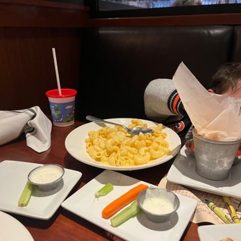 TOWN - Kids crudité and Kids Macaroni and Cheese! - Steakhouses Near Me - San Carlos, California