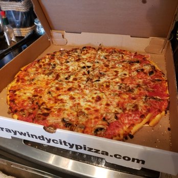 Windy City Pizza - thin crust Chicago Sausage pizza - Pizza Near Me - Delray Beach, Florida Windy City Pizza - thin crust Chicago Sausage pizza - Pizza Near Me - Delray Beach, Florida
