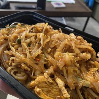 Soi 30th - Chicken Pad Thai Noodle - chicken - Thai Near Me - San Diego, California