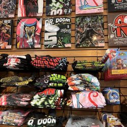 A Shop Called Quest - T shirts