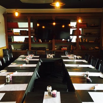Express du Sud - a long dining table with place settings - Cafes Near Me - Charny, Quebec Express du Sud - a long dining table with place settings - Cafes Near Me - Charny, Quebec