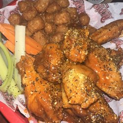 Arnie's Winghouse - Not on the menu - but will accommodate "lemon/ hot"