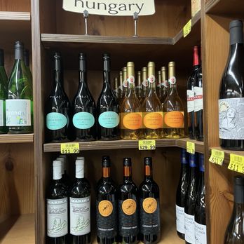 MKT Bar - Great wines by bottle or glass - New American Near Me - Houston, Texas