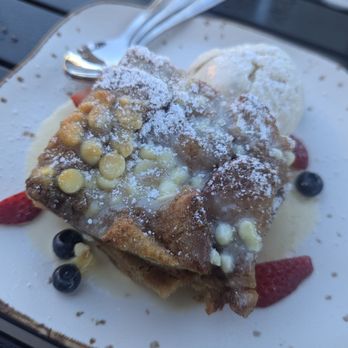 Latitude 34 - White chocolate bread pudding - New American Near Me - Camarillo, California Latitude 34 - White chocolate bread pudding - New American Near Me - Camarillo, California