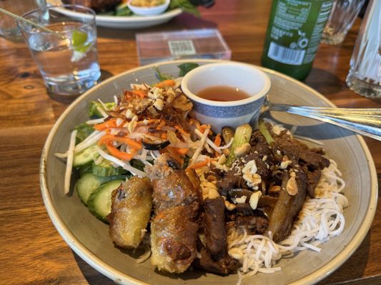 Ba Bar University Village by null