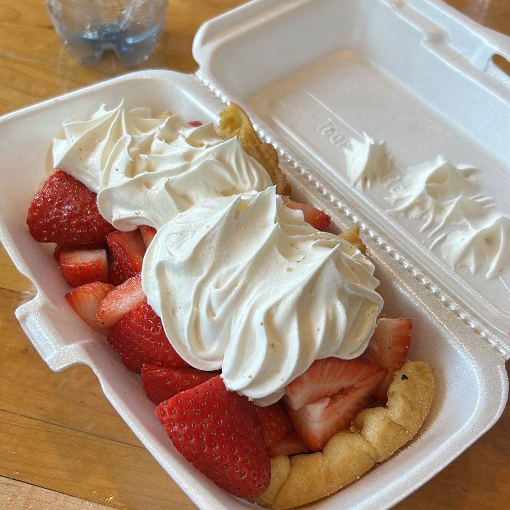 Franklin Street Social - "Empire State of Mind" Waffle from Sweet Tooth Waffles and Munchies - Food Court Near Me - Red Lion, Pennsylvania Franklin Street Social - "Empire State of Mind" Waffle from Sweet Tooth Waffles and Munchies - Food Court Near Me - Red Lion, Pennsylvania