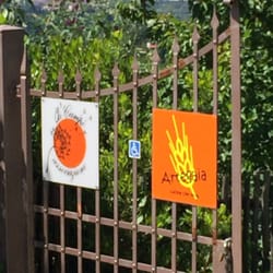 Artegaia Cucina Con Vista - Front gate entrance