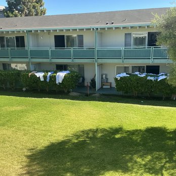 Coral Reef Inn & Suites - Laundry day - Hotels Near Me - Alameda, California Coral Reef Inn & Suites - Laundry day - Hotels Near Me - Alameda, California