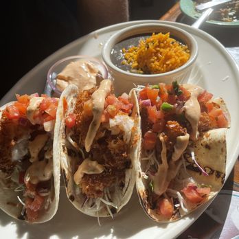Bahama Breeze - Blackened Mahi Tacos - Bars Near Me - Tukwila, Washington