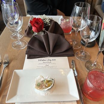 Eno Vino Downtown - Wine Bars Near Me - Madison, Wisconsin