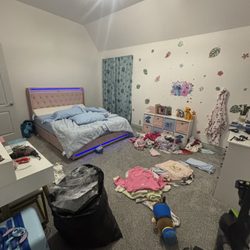 Lightning Clean Services