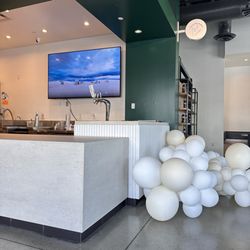 Chase Coffee Roasters - Interior