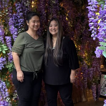House of Sakura - My birthday girlfriends at the entrance to house of Sakura - Japanese Near Me - Honolulu, Hawaii
