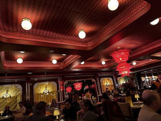 Caramella - Planet Hollywood by null